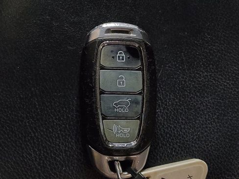 Used 2020 Hyundai Santa Fe Limited FWD image 32