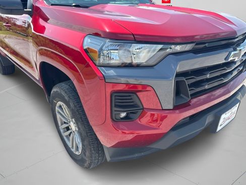 Used 2023 Chevrolet Colorado LT w/ LT Convenience Package II RWD image 30