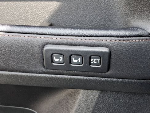 Used 2023 Toyota 4Runner Limited image 29