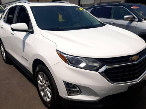 Used 2018 Chevrolet Equinox LT AWD/4WD image 3