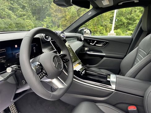 New 2026 Mercedes-Benz GLC 300 4MATIC image 11