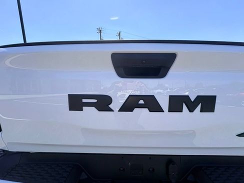 New 2026 RAM 1500 Express AWD/4WD image 5