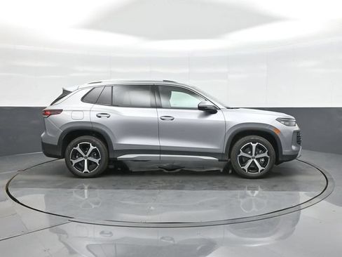 New 2026 Volkswagen Tiguan SE AWD/4WD image 8