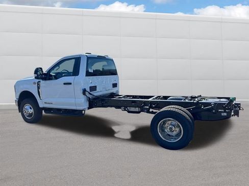 New 2025 Ford F350 XL w/ XL Chrome Package image 2