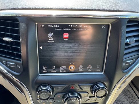 Used 2015 Jeep Grand Cherokee Overland image 45