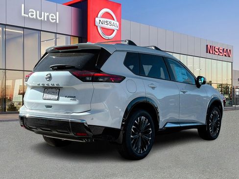 New 2026 Nissan Rogue Platinum w/ Platinum Premium Package AWD/4WD image 2