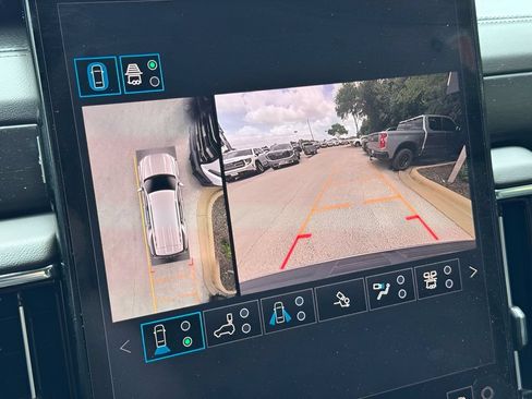 New 2026 GMC Yukon Denali w/ Denali Reserve Package AWD/4WD image 25