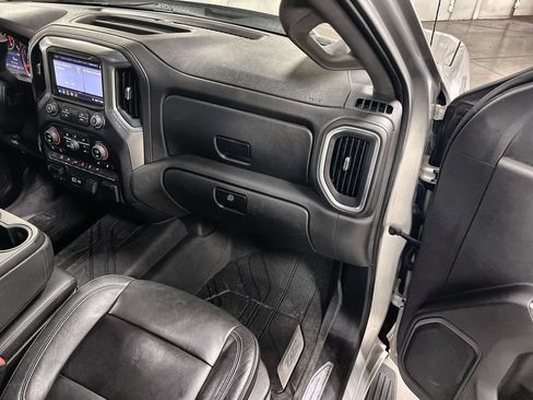 Used 2019 Chevrolet Silverado 1500 LT w/ Texas Edition AWD/4WD image 30