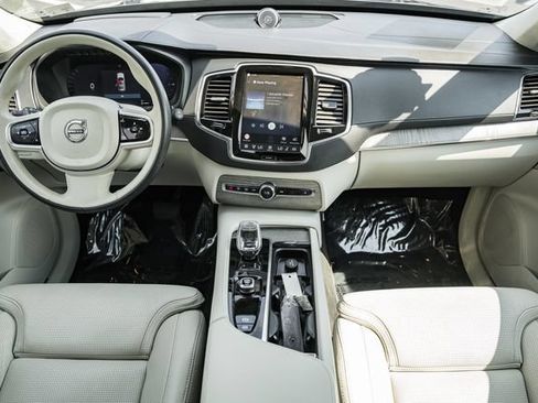 Certified 2023 Volvo XC90 T8 Ultimate w/ Lounge Package AWD/4WD image 20
