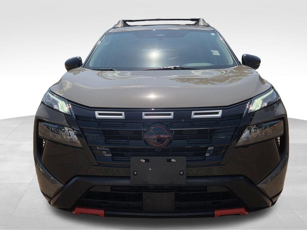 Used 2025 Nissan Rogue SV w/ Rock Creek Premium Package AWD/4WD image 3