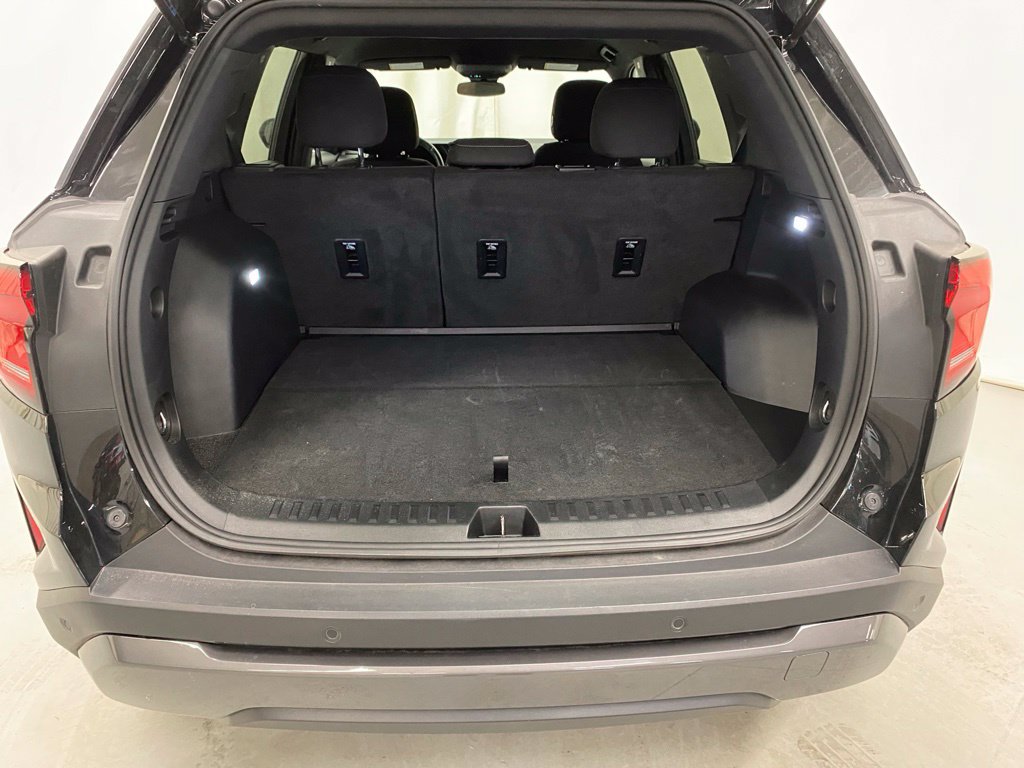 Used 2025 GMC Terrain Elevation AWD/4WD image 8