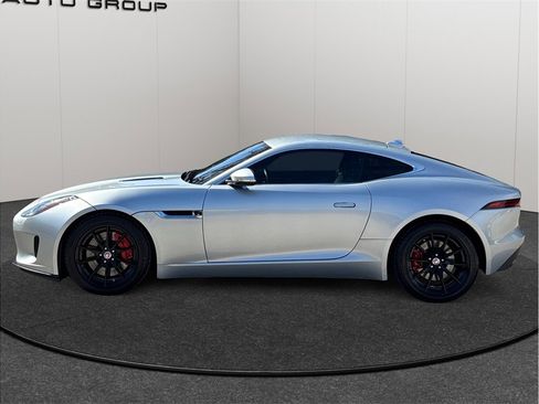 Used 2020 Jaguar F-TYPE Coupe image 5