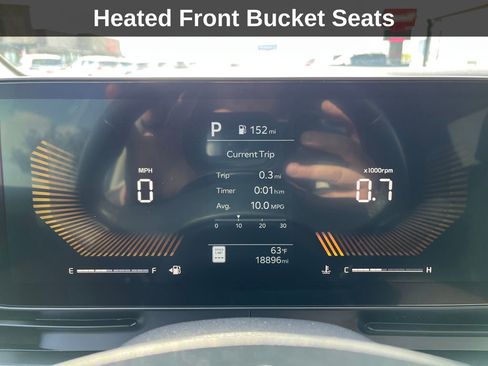 Used 2025 Kia Carnival FWD image 20