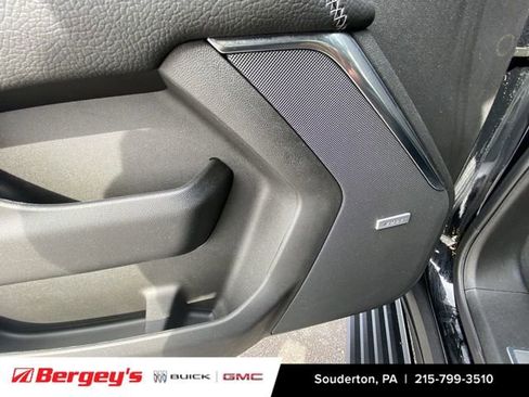 Certified 2023 GMC Yukon XL Denali image 28