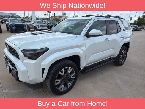 Used 2025 Toyota 4Runner TRD Sport AWD/4WD image 2