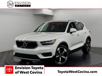 Used 2020 Volvo XC40 T5 Momentum w/ Protection Package Premier AWD/4WD 360° Tour