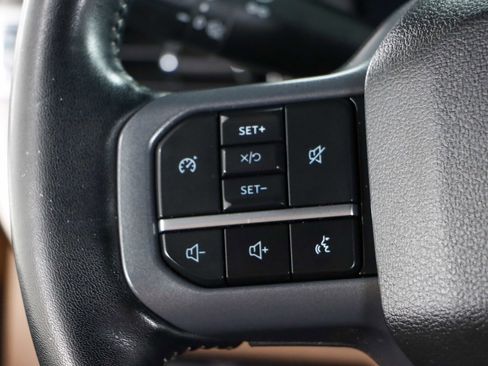 Used 2024 Ford F250 Lariat w/ Chrome Package image 14