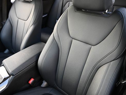 Used 2021 BMW M340i w/ Driving Assistance Package image 7