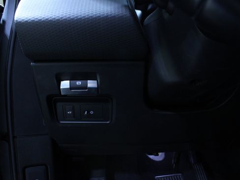 Used 2020 Land Rover Range Rover Evoque S image 7