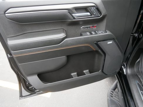 Used 2024 GMC Sierra 1500 AT4 AWD/4WD image 17