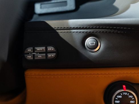 Used 2018 Ferrari 488 GTB image 33