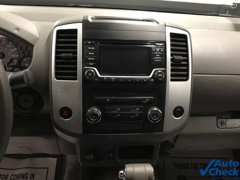 Used 2015 Nissan Frontier SV AWD/4WD image 48
