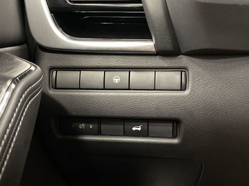 Used 2023 Nissan Rogue SL w/ SL Premium Package image 26