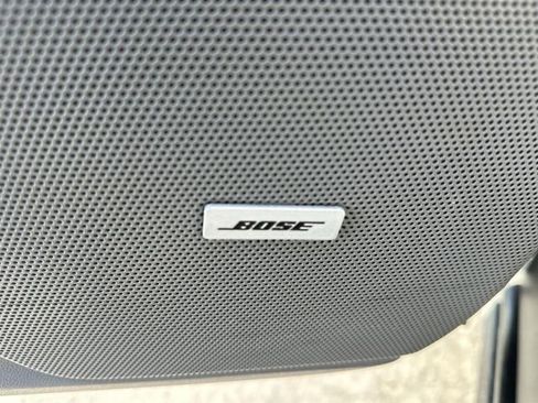 Certified 2022 Cadillac XT6 Premium Luxury image 22