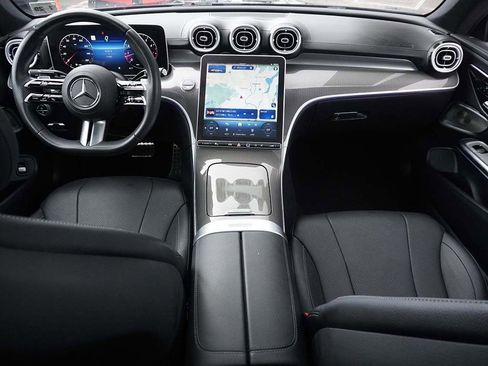 Used 2024 Mercedes-Benz CLE 300 4MATIC Coupe image 38