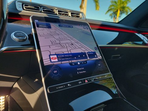 Certified 2023 Mercedes-Benz S 580 4MATIC Sedan image 33