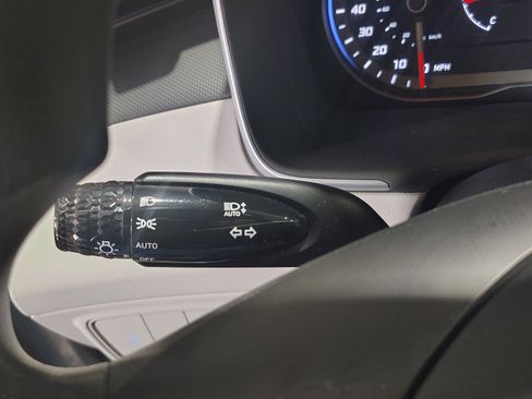 Certified 2024 Hyundai Tucson SE FWD image 17