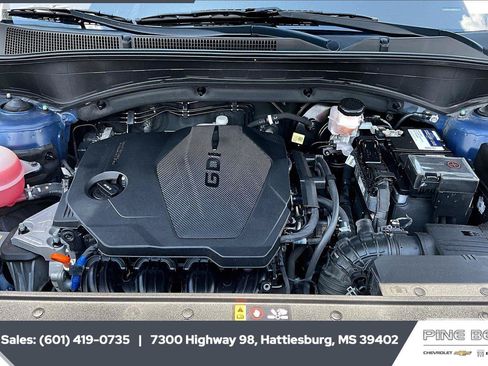 Used 2023 Hyundai Santa Fe SE FWD image 8