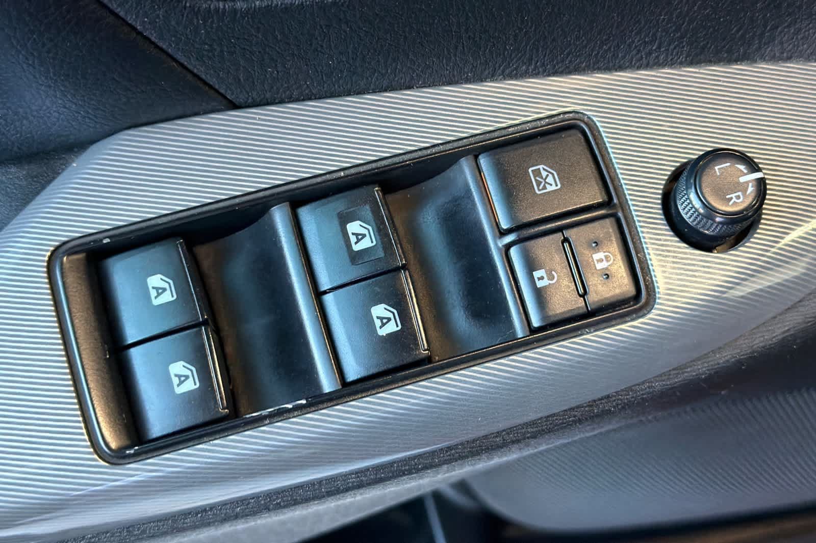 Used 2020 Toyota Sienna SE Premium AWD/4WD image 15