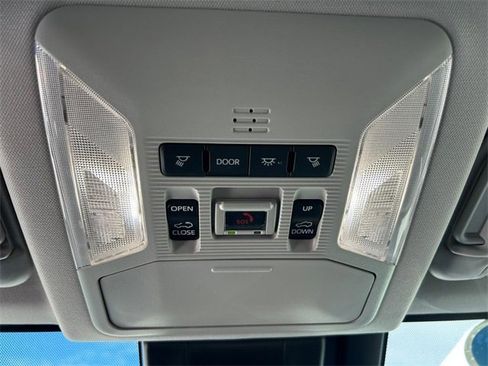 Used 2025 Toyota RAV4 Limited image 25