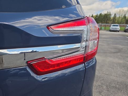 Certified 2025 Subaru Ascent Limited AWD/4WD image 30