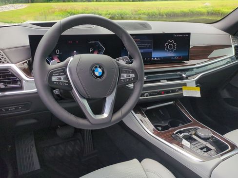 Used 2026 BMW X5 xDrive40i AWD/4WD image 27
