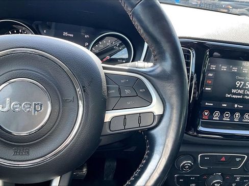 Used 2020 Jeep Compass Limited AWD/4WD image 13