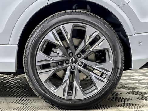New 2026 Audi Q8 Premium Plus image 23