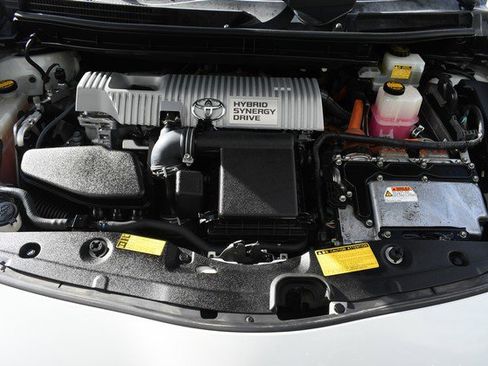 Used 2010 Toyota Prius Two image 29