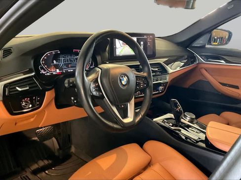 Used 2023 BMW 530i xDrive w/ Premium Package AWD/4WD image 16
