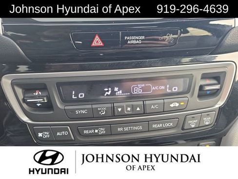 Used 2017 Honda Pilot Touring image 30