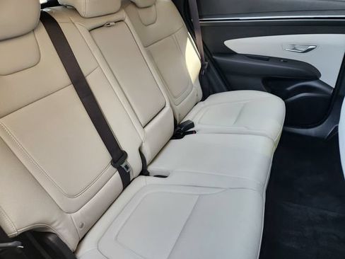 Certified 2024 Hyundai Tucson SEL w/ Convenience Package FWD image 20