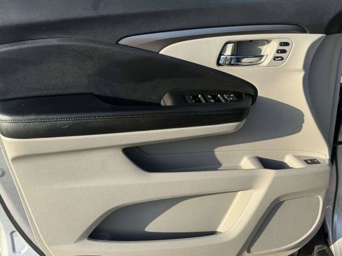 Used 2019 Honda Pilot EX-L image 18