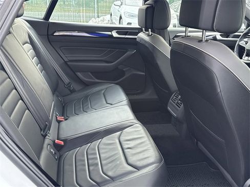 Used 2022 Volkswagen Arteon SEL image 31