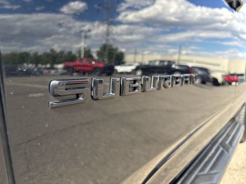 Certified 2023 Chevrolet Suburban RST AWD/4WD image 36
