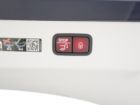 Certified 2023 Mercedes-Benz EQS 580 4MATIC Sedan image 29