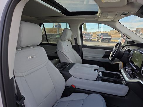 New 2025 Ford Expedition Max Platinum w/ Platinum Ultimate Package image 11