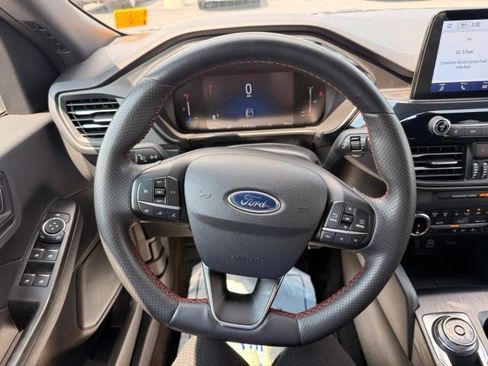 Used 2024 Ford Escape ST-Line AWD/4WD image 19