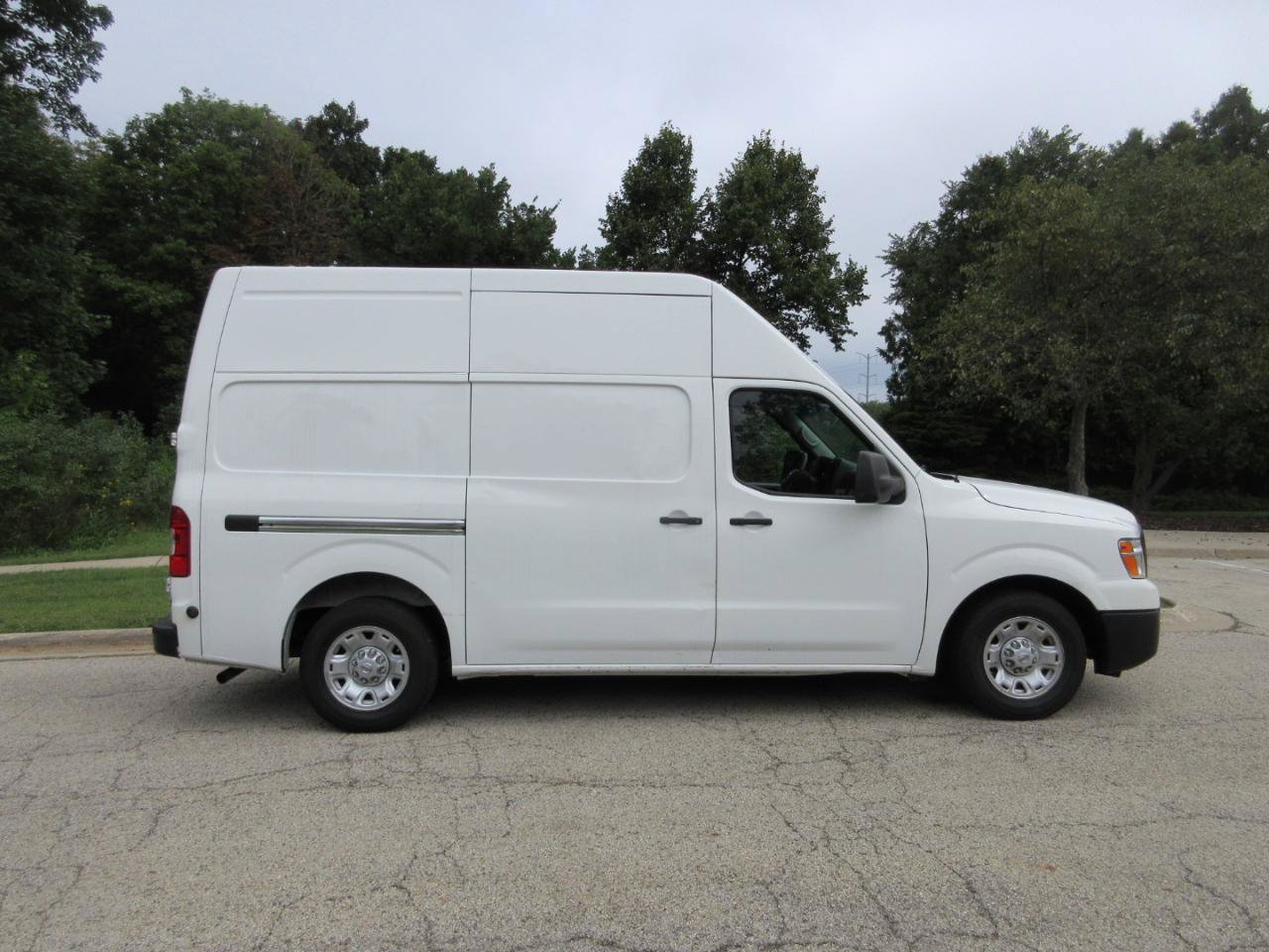 Used 2021 Nissan NV 2500 SV RWD image 7