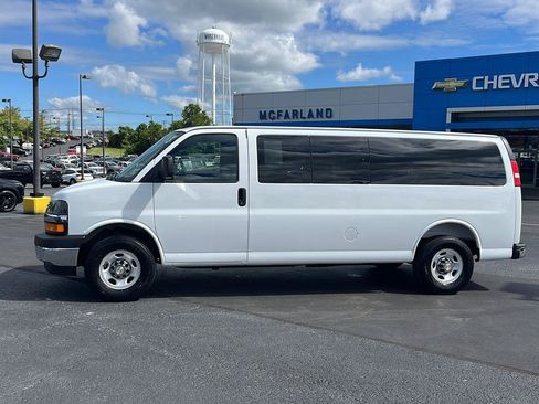 Used 2025 Chevrolet Express 3500 LT w/ LT Preferred Equipment Group RWD image 2